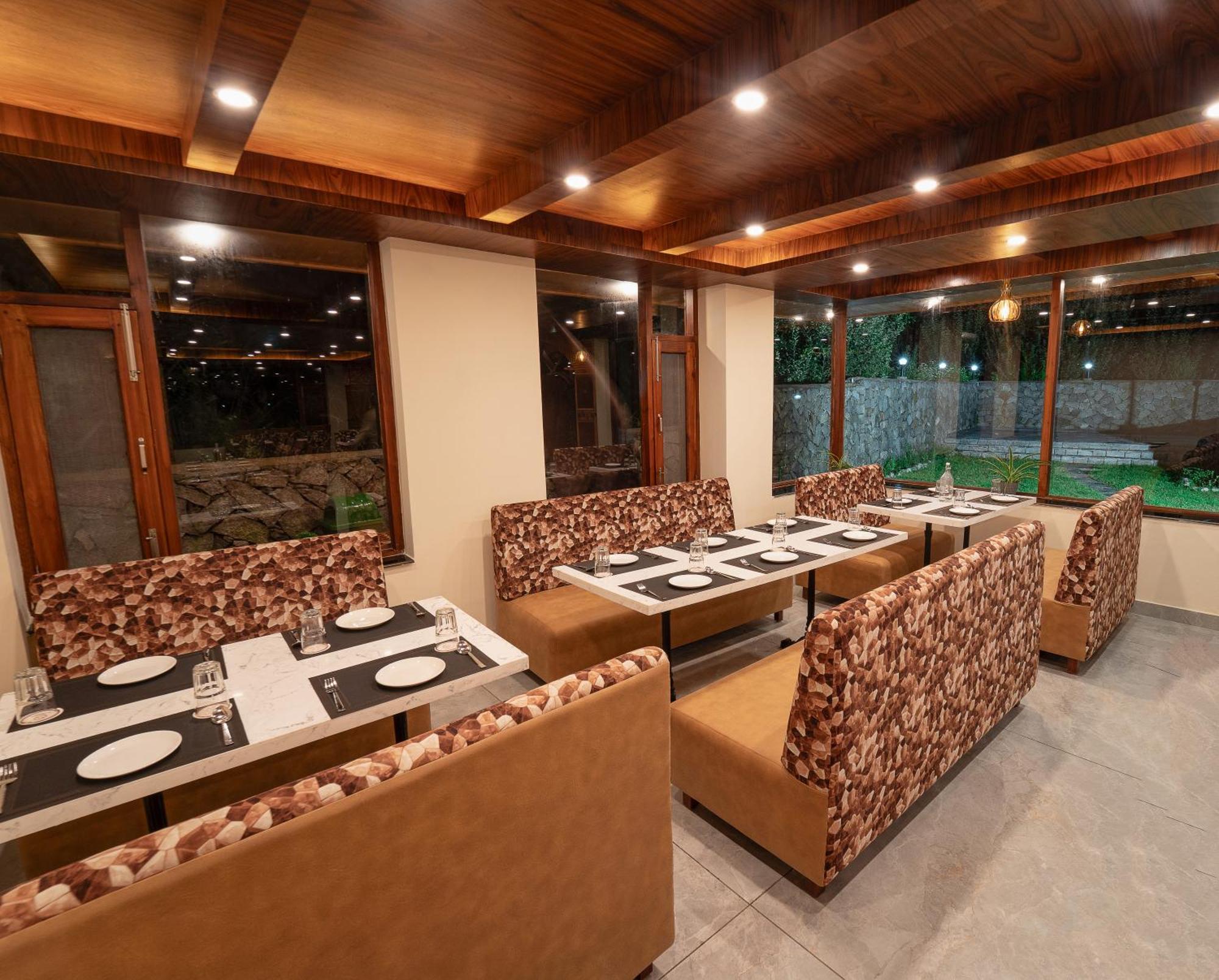 Nazaara - A Luxe Retreat Manāli Exterior foto